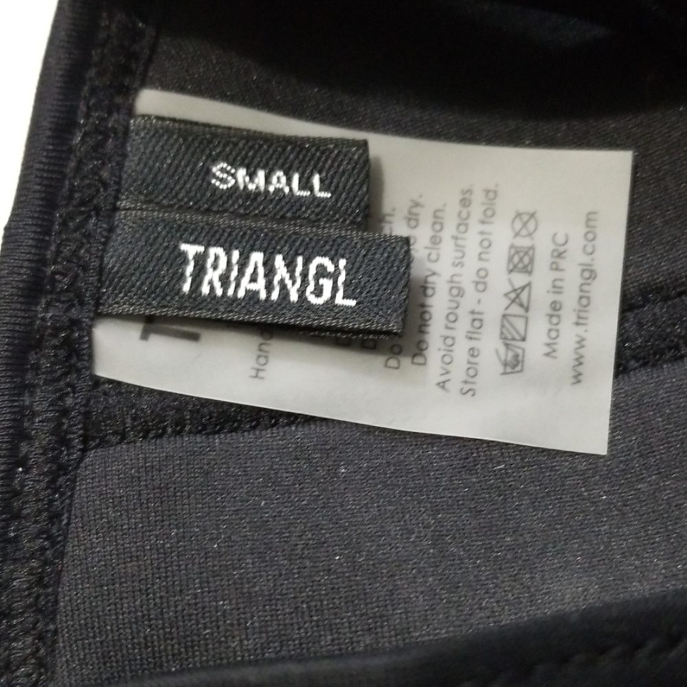 10T2 Triangl blue and white crochet top, various - Picture 3 of 5